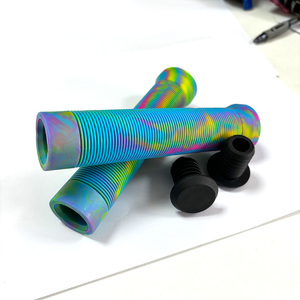 Huoli Nhà Máy Tùy Chỉnh 145Mm Mềm Cao Su Xe Đạp Dirtbike Tay lái Bìa Scooter <span class=keywords><strong>Grips</strong></span> Với Thanh Kết thúc Đối Với Đạo Đức Odi - Product Image 6