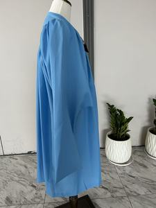 Vestido de Coro Clásico Premium Azul Cielo, Túnica Litúrgica Transpirable con Emblema para Actuaciones de Coro <span class=keywords><strong>JJ</strong></span> GRADGOWN - Product Image 2