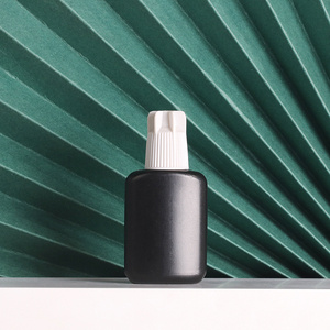 15ML <span class=keywords><strong>prix</strong></span> de gros cosmétiques Squeeze crème cosmétique Tube récipient en plastique emballage souple vernis à <span class=keywords><strong>ongles</strong></span> vide bouteille de colle - Product Image 5