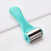 Rouleau de glace en acier inoxydable personnalisé avec logo pour le visage, outil de beauté anti-gonflement, pour raffermissement de la peau et thérapie par le froid, vente en gros