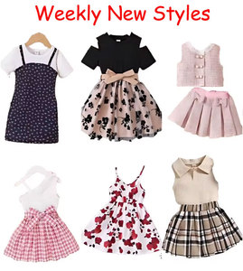 Conjunto de camiseta y pantalones cortos de algodón para niños, conjunto de verano con estampado de dibujos animados, ropa infantil lista para enviar, colores mixtos, estilo aleatorio. - Product Image 4