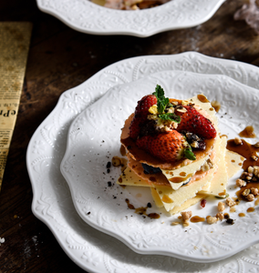 Assiettes de Dîner en Porcelaine <span class=keywords><strong>Blanche</strong></span> à Bord Ondulé Gaufré, 6,5 Pouces, avec Logo Personnalisé – Service de Vaisselle pour Dîner, Dessert et <span class=keywords><strong>Steak</strong></span>, Idéal pour la Maison et l'Hôtel - Product Image 6