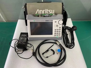 Cơ sở trạm RF tần số vô tuyến anritsu trang web Master s331l Cáp cầm tay và Ăng ten phân tích 2 MHz đến 4 GHz - Product Image 4