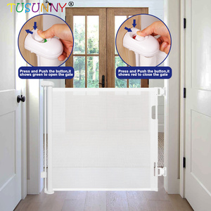 Barrière de sécurité pour bébé en maille réglable à une main personnalisable avec design multifonctionnel - Product Image 3