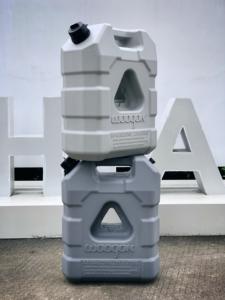 Réservoir de carburant en plastique durable de 5.5 gallons, fourniture d'usine OEM, conteneur de gaz en gros pour <span class=keywords><strong>SUV</strong></span>, ATV et marine - Product Image 3