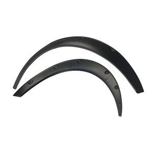 Extensions d'ailes de voiture en plastique noir mat universelles pour remplacement et réparation 89x80x35cm - Product Image 1