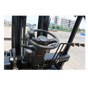 รถยกดีเซ<span class=keywords><strong>ล</strong></span>มาตรฐานไอเสียยูโร 5 และ EPA <span class=keywords><strong>T4</strong></span> ขนาด 12.0 ตัน-16.0 ตัน แบบเครื่องยนต์สันดาปภายใน สำหรับงานยกตู้คอนเทนเนอร์ - Product Image 5