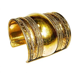 Bracelet manchette classique en laiton plaqué or, fait main, nouveau design, qualité indienne, idéal pour mariage et fête, cadeau pour femme, vente en gros - Product Image 5