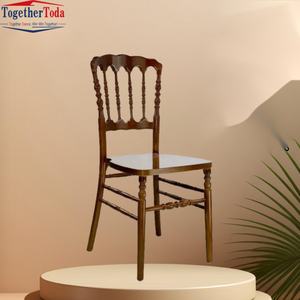 Chaise de banquet empilable de style européen et américain à la mode simple Chaise Napoléon de luxe en bois massif pour hôtel - Product Image 3