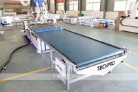 Nouvelle Conception Routeur CNC 1325 à Chargement et Déchargement Automatiques pour le Travail du Bois avec Plateforme d'Emboîtement, Machine de Découpe du Bois ATC avec PLC Syntec 3 Axes
