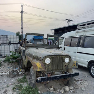 Jeep Willy entièrement personnalisée, authentique Willys M38A1 4x4, véhicule <span class=keywords><strong>utilitaire</strong></span> pour la restauration, Jeep classique, véhicule aux enchères, style antique - Product Image 1