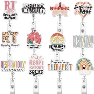 Porta Tarjetas de Identificación Retráctiles de Acrílico con Clip, Regalo para Trabajadores Sociales, Dentistas, Enfermeras y Más - Product Image 1