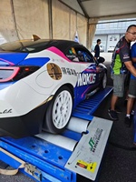 Dynamomètre de châssis automatique BH Automotive pour 2 véhicules à traction intégrale, charge par essieu de 10 000 kg, vitesse maximale de 260 km/h