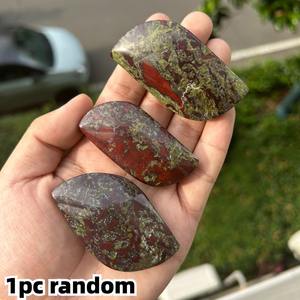 Vente en gros de pierres de sang de dragon sculptées de haute qualité, style bohème, pour la méditation, la décoration intérieure et la chance - Product Image 5