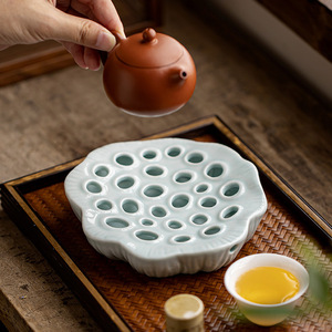 Soporte para Tetera de Cerámica con Forma de Vaina de Loto, Irregular, con 12 Compartimentos, Accesorio Multifuncional para Té, Origen Dehua - Product Image 1