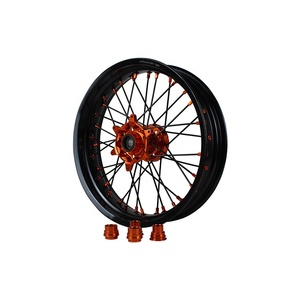 Ensemble de roues Supermoto 17 pouces pour Yamaha <span class=keywords><strong>YZ</strong></span> 125 <span class=keywords><strong>250</strong></span> YZF 250F 450F 2010-<span class=keywords><strong>2020</strong></span>, moyeu en aluminium CNC 7116, jantes de course Motard 3.5 5.0, pièces - Product Image 4