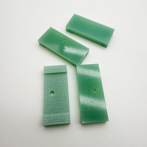 Plaque d'isolation en fibre de verre 10x15mm à trous traversants, pièces usinées CNC haute tension - Product Image 2