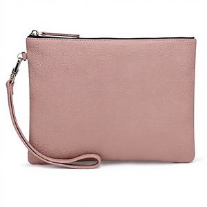 Sac à main pochette bohème en cuir PU pour femme avec logo personnalisé, étanche, portable, grande capacité - Product Image 1