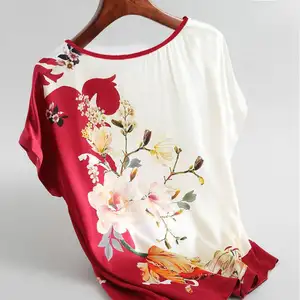 Blusa de satén con manga de murciélago para mujer, blusa femenina de satén con estampado Floral Vintage, informal, de manga corta y tacto suave, venta al por mayor