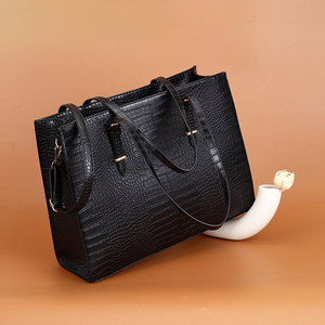 Nouveau sac à main pour ordinateur portable pour femme, grande capacité, en PU, fermeture éclair, tendance, à porter en bandoulière, 15,6 pouces, motif crocodile, loisirs, voyage - Product Image 6