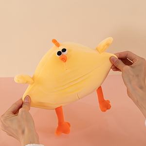 Action Figure Deluxe di Chucky Serie Film NECA Completamente Articolata da 5 Pollici, un Oggetto da Collezione di Tendenza Adatto a Ragazzi e Ragazze - Product Image 3