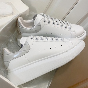 Chaussures de course unisexes de haute qualité à semelle épaisse, baskets classiques à la mode MQ, chaussures de tennis décontractées respirantes pour l'extérieur - Product Image 1