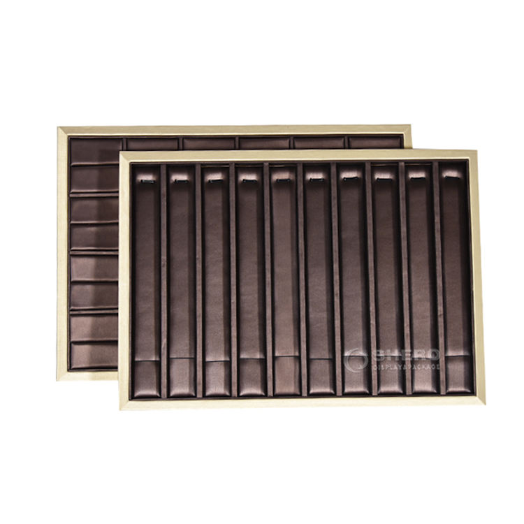 สีน้ำตาล