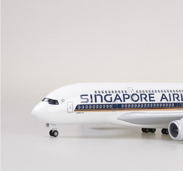 Singapore Airlines Airbus A380 Model - 1:160 Scale