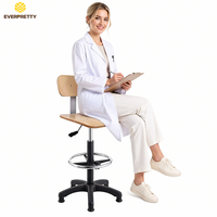 Chaise ergonomique de laboratoire avec siège en bois et repose-pieds pour laboratoire scolaire, atelier et bureau
