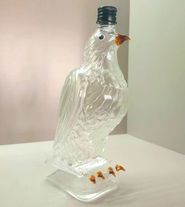 قارورة ويسكي عصرية على شكل نسر، زجاج بوروسيليكات عالي الجودة ثلاثي الأبعاد سعة 350 مل، منفوخة يدويًا، متينة، هدية أعمال مثالية لمشروبات السكوتش والبوربون في البار. - Product Image 2