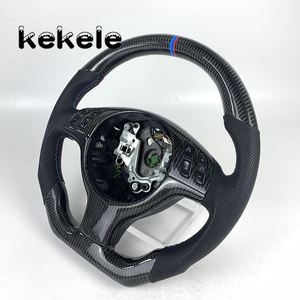 Adecuado para los modelos <span class=keywords><strong>BMW</strong></span> <span class=keywords><strong>E46</strong></span>, vale la pena personalizar el volante de fibra de carbono de tres colores - Product Image 3