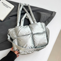 Sac à main DICHOS pour femme, sac à bandoulière rembourré, grande capacité, nouveau sac fourre-tout élégant et unique