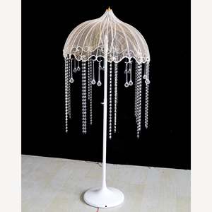 Luckygoods LT260037 Lampe sur pied en forme de méduse avec gouttes de cristal, centre de <span class=keywords><strong>table</strong></span> lumineux à LED pour allée de mariage - Product Image 2