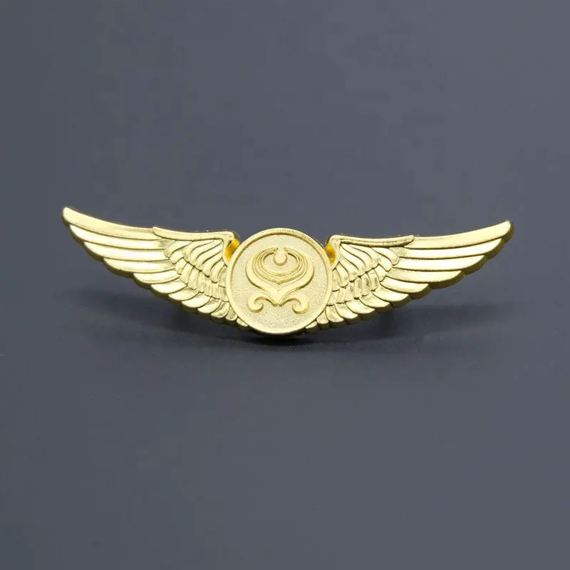 New design design gold metal custom logo pin wing badge