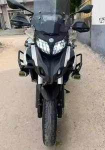 Motocicleta Premium Benelli TRK502 de 500cc ADV, 2 Cilindros Refrigerada por Agua, Motor Confiable y Eficiente en Consumo de Combustible, Motor TRK502 de 500cc - Product Image 3