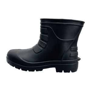 Bottes de pluie EVA noires antidérapantes YL-25131 pour hommes, résistantes à l'eau, pour l'extérieur, la ferme et la pêche, vente en gros - Product Image 3