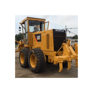 Motoniveladora Caterpillar D8R 140K de Segunda Mano de Marca Reconocida, Modelo 2018, 2500 Horas de Uso, Maquinaria Niveladora de Terrenos, Disponible para Entrega Inmediata - Product Image 1