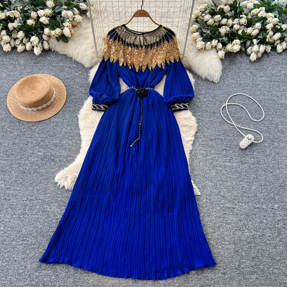 Azul oscuro