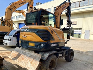 Second Hand Wheel Excavator 6Ton <b>Small</b> Mini Used Hydraulic Hyundai HW60 Wheel Excavator - Product Image 2