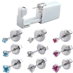 Kit de Perforación Corporal de Acero Inoxidable Desechable de 24 Piezas/Caja, Pistola de Perforación de Oreja con Cristales de Imitación para Tragus y Hélix, SIN DOLOR - Product Image 3