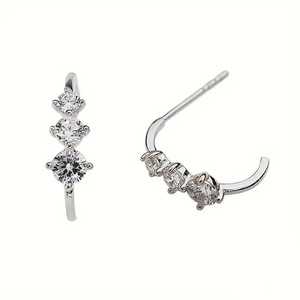 Orecchini a Perno Minimalisti per Donne, Design Elegante e Delicato, Accessori per Orecchie da Indossare Quotidianamente - Product Image 1