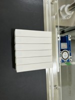 FK816D Applicateur d'étiquettes entièrement automatique, machine d'étiquetage pour timbres fiscaux, bouteilles d'eau, bouteilles de whisky, étiquettes de timbres fiscaux, étiquettes supérieures
