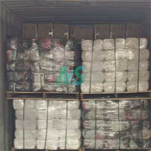 100% Cotton Industrial Cleaning Rags Soft Absorbent Colored 35-65cm 10lb & 50lb Pack Reclaimed <b>Cloth</b> Textile Waste" - Product Image 5