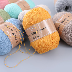Hilo 100% Merino MENCA para Tejer a Mano Suéteres y Bufandas para Mujer, Suave y Cálido para Invierno, 450m/50 gramos, Hilo de Lana Australiana para Tejer a Máquina - Product Image 1