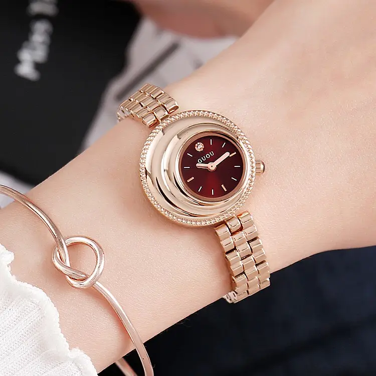GUOU 8207 ยี่ห้อโบราณหญิงควอตซ์นาฬิกาสแตนเลสสตีล band กันน้ำพิเศษสร้อยข้อมือ VINTAGE reloj นาฬิกา