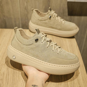 Chaussures décontractées de mode pour hommes 2026, style rétro, à semelle épaisse et coupe basse, pour le travail en extérieur - Product Image 1