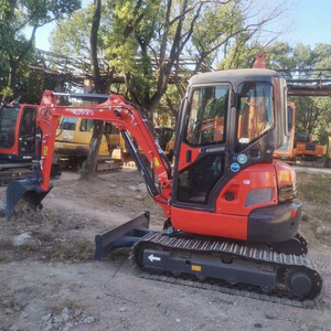 รถขุดตีนตะขาบ Kubota U35 ขนาด 3.5 ตัน พร้อมใบมีด ชั่วโมงการทำงานต่ำ รถขุดมือสอง Kubota U35 สภาพดี - Product Image 4