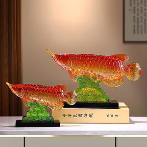 รูปแกะสลักเรซินอีพ็อกซี่อะโรวานาสีทองดึงดูดความมั่งคั่งเครื่องประดับแกะสลักศิลปะสำหรับห้องนั่งเล่นสำนักงานเดสก์ท็อป - Product Image 2