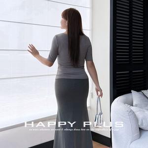 Camiseta de punto Runqi para mujer, talla grande, color sólido, manga corta, cuello redondo, con etiqueta y cordón. - Product Image 5