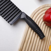 Draagbare Keukengadget Duurzaam Gekreukt Gesneden Friet Aardappelchip Groenten Golfsnijder Roestvrijstalen Mes Vaatwasmachinebestendig